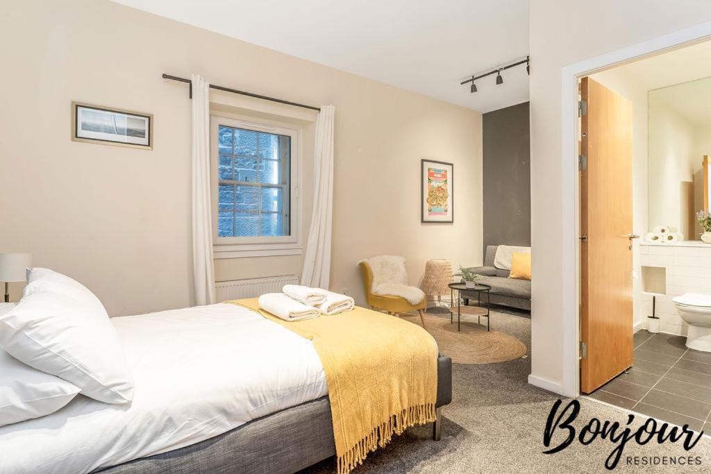 Spacious 2Br-1Ba - Grassmarket - Free Parking By Bonjour Residences Edimburgo Exterior foto