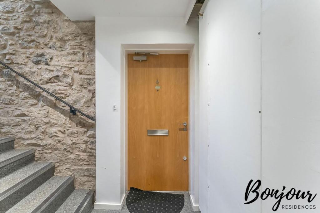 Spacious 2Br-2Ba - Grassmarket - Free Parking By Bonjour Residences Edimburgo Exterior foto