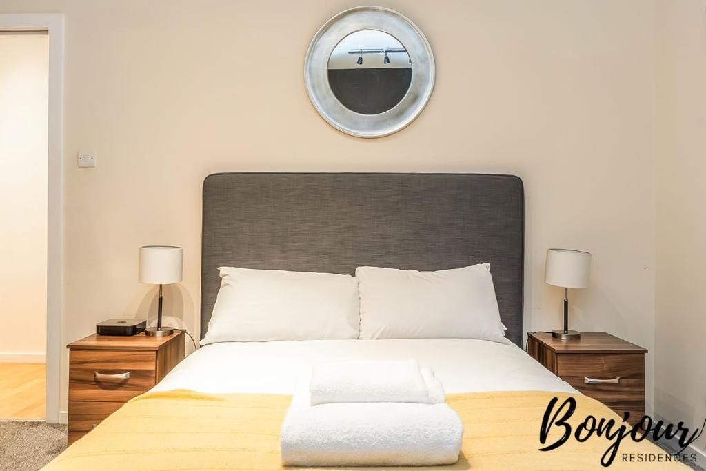 Spacious 2Br-1Ba - Grassmarket - Free Parking By Bonjour Residences Edimburgo Exterior foto